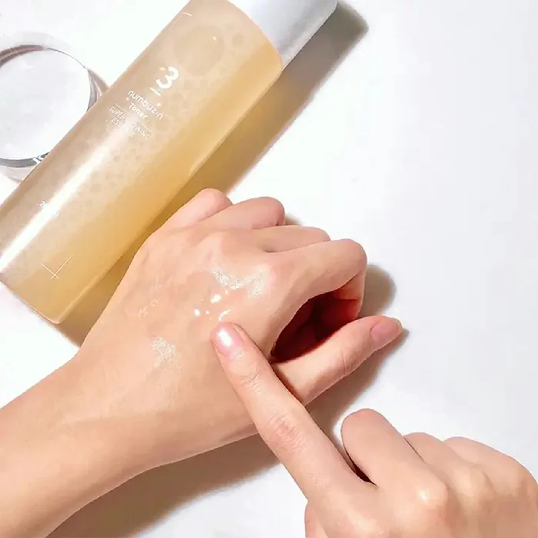 NUMBUZIN SUPER GLOWING ESSENCE TONER NIACINAMIDE 3 200ML